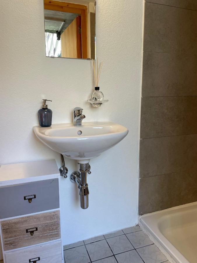Birdbox Curzútt Otel Monte Carasso Dış mekan fotoğraf